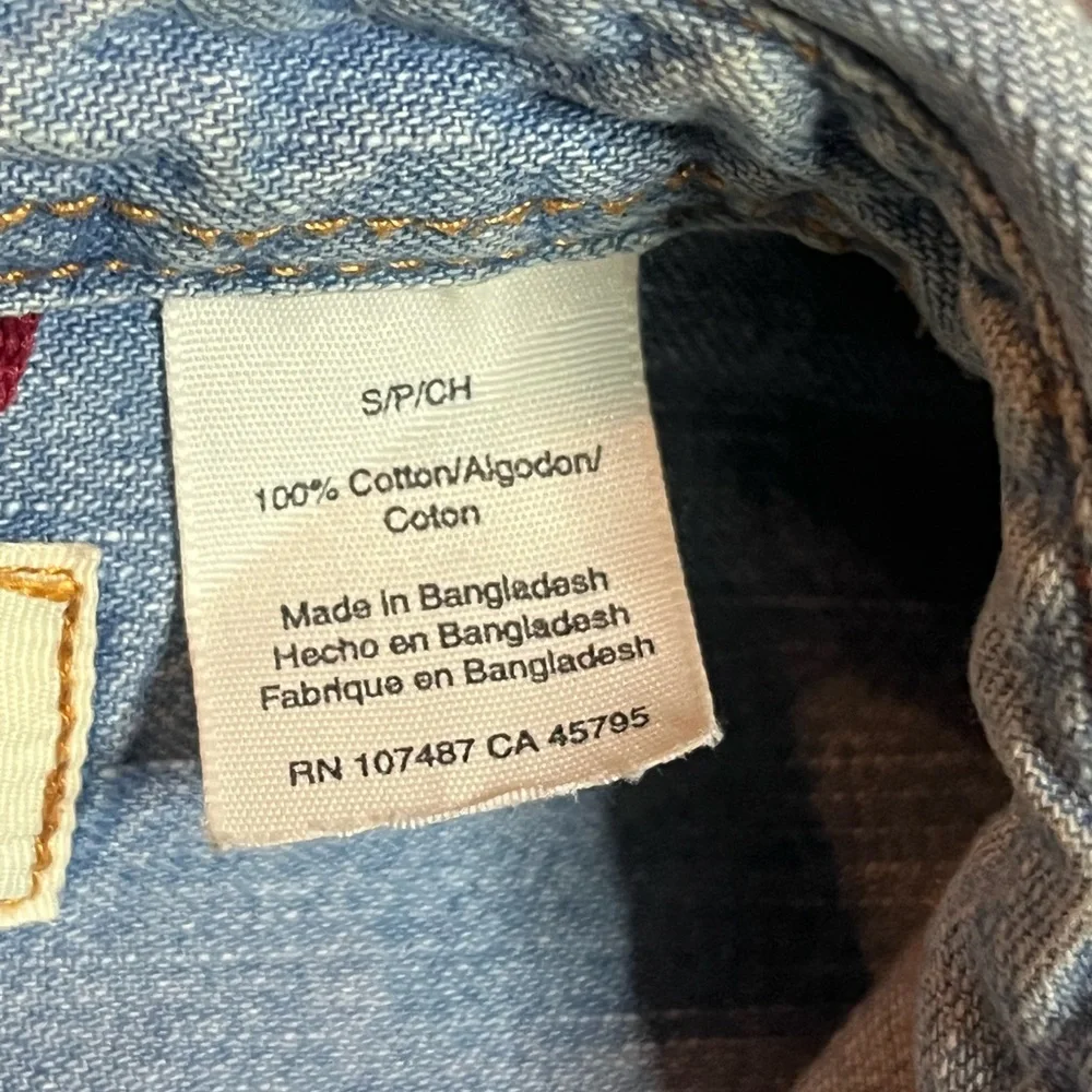 👖 VINTAGE Levi Strauss Signature Denim Button-Up‎ Shirt - Size S